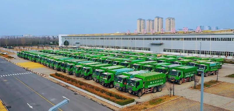 简篇-【深化工作落实年】统一车身标识 强化全程监管
——市城市管理局规范渣土运输车辆管理
图片