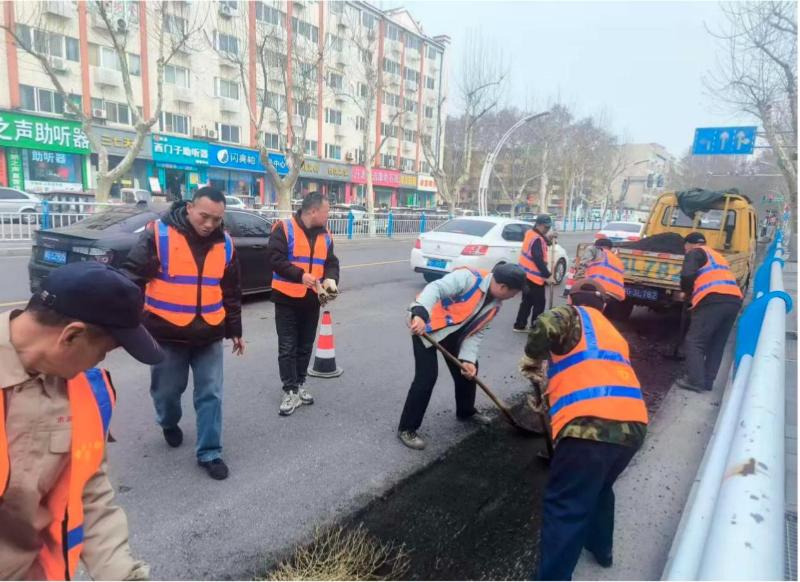 市政设施集中整治 守护市民平安出行