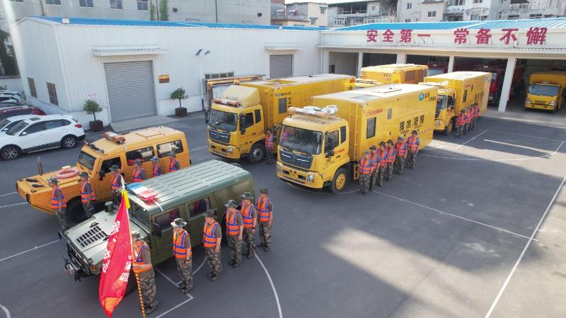 真练实战  淬炼硬功  以防备战  保障安全——新乡市举行2026年城市排水防涝应急综合演练